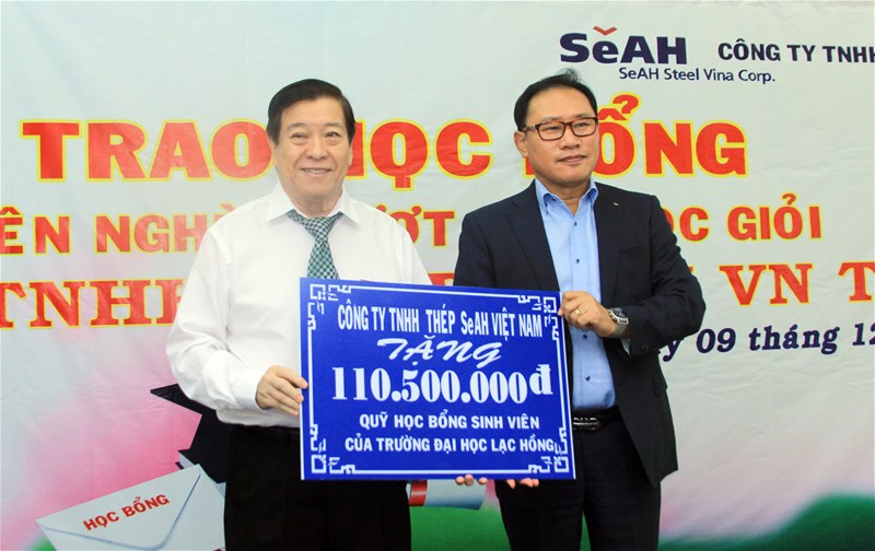 Lãnh đạo công ty TNHH Thép SeAH VN