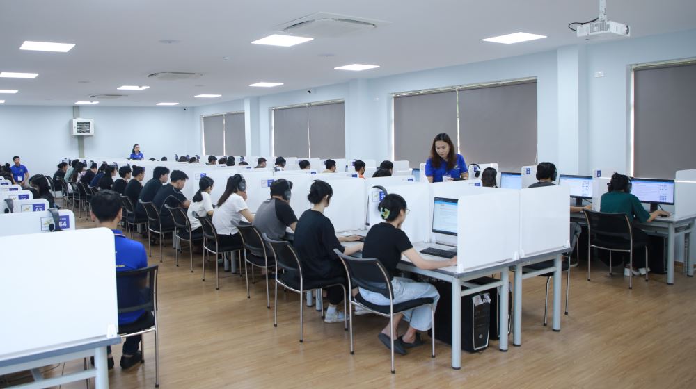 Thi Năng lực tiếng Anh đầu vào 
